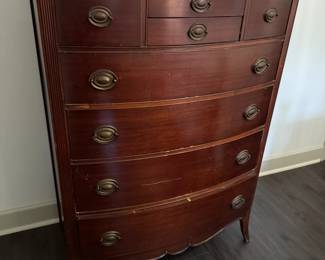 Antique dresser - has matching end tables