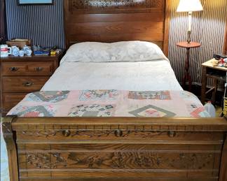 Victorian High Back Bed