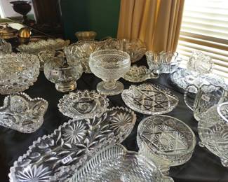 Other pressed and cut glass.