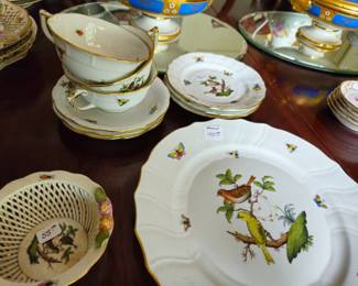 Herend Bird cups, saucers, bread and butter plates and one dinner plate. Sweet meat bowl.