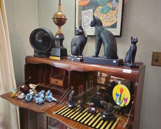 1930s bar