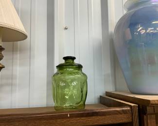 L.E. Smith Bubble Glass Canister w/Lid