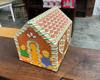 Valerie Parr Hill Christmas Gingerbread House Decor