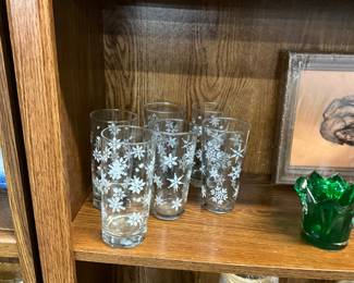 Libby White Snowflake Glass Tumblers