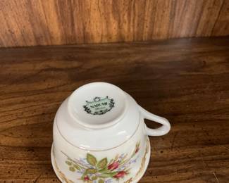 Narumi China Cups, Saucers, Creamer & Sugar Bowl