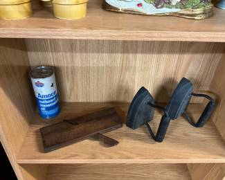 Amoco Outboard Oil Can - Vintage Sad Irons
