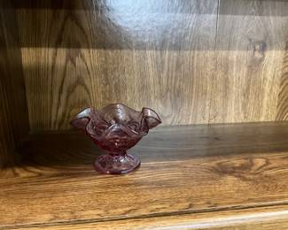 Fenton Art Glass Strawberry Nut Dish/Sherbert Bowl in Dusty Rose