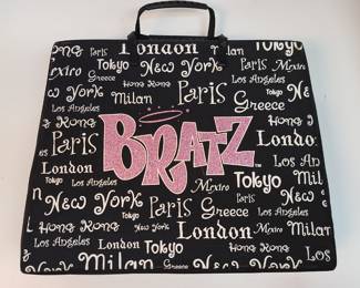 Bratz doll organizer case - empty