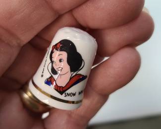 Snow White thimble collectible