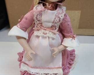 Danbury Mint Little Bo Peep doll