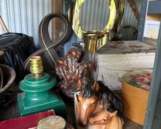 Horse planter