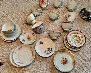 Various China pieces. NO complete sets.