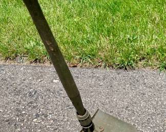 folding spade