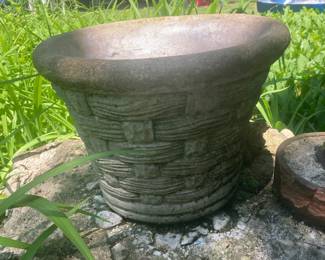 Larger cement pot