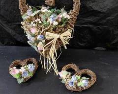 Beautiful grapevine decorative hearts with silk blue & pink flowers, dried pampas, greenery and raffia. Very nicely made, 3 total.