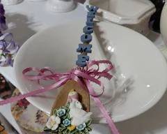 Vintage Wood Spoon with "Welcome" lettering and ribbon on handle and a duck dressed up and flowers on spoon end, very cute. Bowl not included.