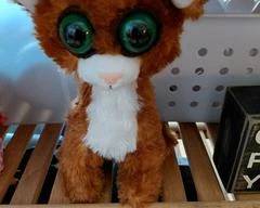 Cute little kitty, no tag on it good condition and great gift for grandchild.