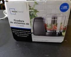 New in box Main-Stay Food Processor/Chopper Main Stay Brand.