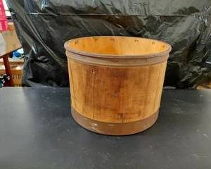 Wooden Round Bucket, Metal Strapping, no lid.