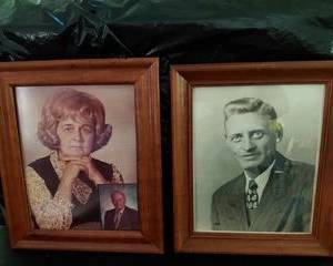 Picture Frames, Vintage Wood, (2) 8x10.