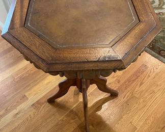Accent Table