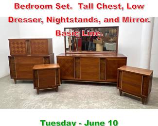 Lot 912 5pcs American Modern Bedroom Set. Tall Chest, Low Dresser, Nightstands, and Mirror. Basic Line.