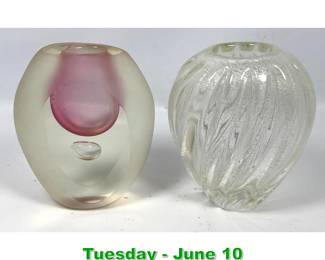 Lot 352 2pc Studio Art Glass Vases