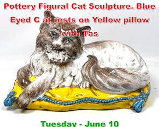 Lot 332 Vintage Italian Glazed Pottery Figural Cat Sculpture. Blue Eyed C at rests on Yellow pillow with Tas