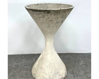 Lot 1467 Willy Guhl Diablo Planter