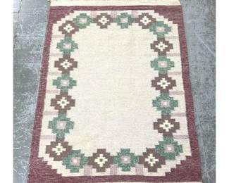Lot 1426 4 8 X 6 6 Flat weave Carpet Rug.