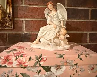 Grandeur Noel Hand Painted Porcelain Angel Set 2001 Collector's Edition