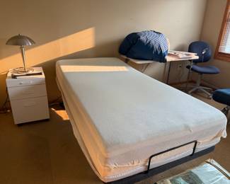 TWIN SIZE CASPER LIFT BED