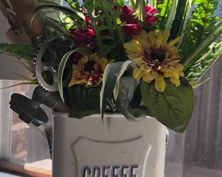 Cute Vintage Coffee Tin Decor