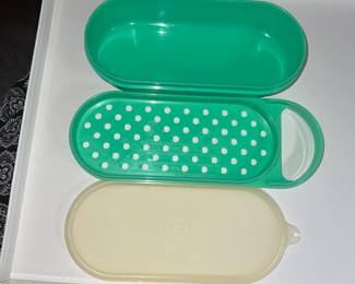 Vote rage Tupperware (LOTS)