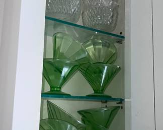 Vintage Federal Glass Uranium Glass sorbet/desert cups