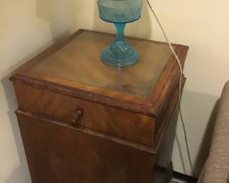 Nightstand 1920’s
