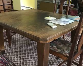Oak dining table and 6 chairs