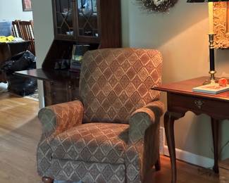 Pr of club style recliners