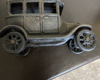 Cast iron car Hubley?