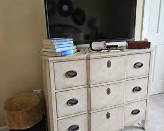 Sanyo 40" Smart LED / HDTV