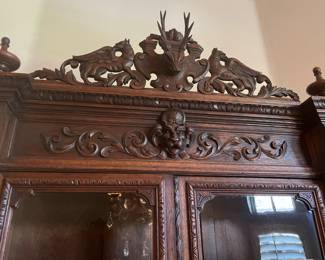 Top of hunt cabinet