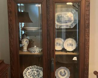 China lighted cabinet