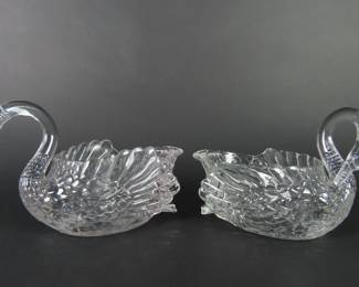 Lot of 2 Glass Swan Serving / Candy Dishes by Cambridge