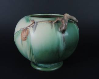 Beautiful Vintage Roseville Pottery Green Pinecone Vase