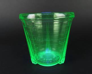 Vidreo Products Uranium Glass Measuring Cup