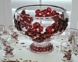 WOW! FABULOUS MID-CENTURY PUNCH BOWL SET.
INDIANA GLASS COMPANY - DOGWOOD
CRANBERRY FLASHED 
RARE FIND!