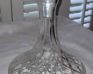 EXCEPTIONAL BRILLIANT DECANTER