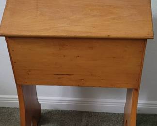 VINTAGE WOODEN SEWING BOX . SEE NEXT PIC