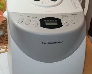BREAD MAKER-EXCELLENT CONDITION