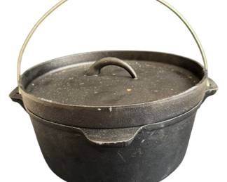 Cast Iron Dutch Over Bean Pot with Legs